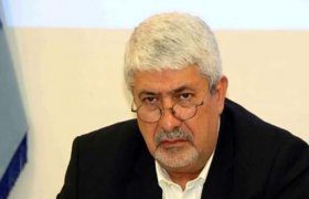 هشدار صریح دادستانی به وزیر صمت درباره عرضه قطره چکانی شمش فولاد  🔹نمیتوانیم بنشینیم و شاهد تعطیلی و بیکاری کارگران در حوزه فولاد باشیم