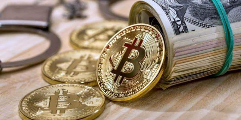 احتمال کاهش قیمت بیت کوین به ۳۰ هزار دلار