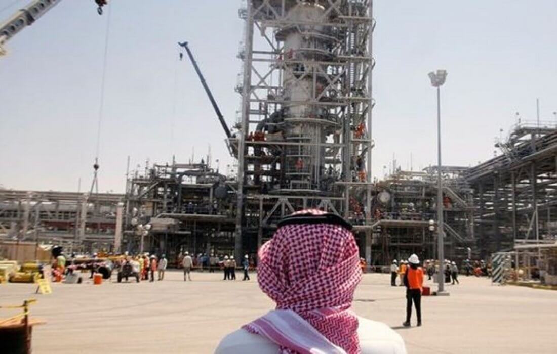 فروش تکههای چند میلیارد دلاری از امپراطوریهای نفتی خاورمیانه