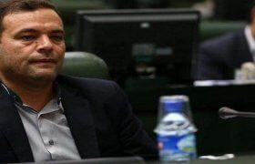 کارخانجات فولاد و سیمان کشور را به غارت می‌برند