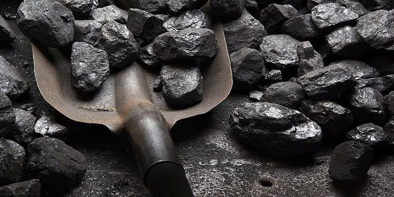 کاهش قیمت سنگ آهن چین